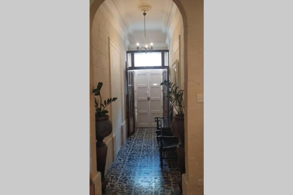 Appartement Modern Stylish Flat Near Valletta And Sliema!