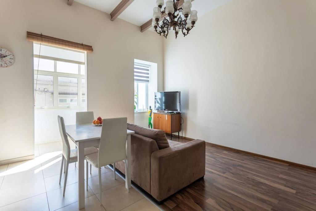 Modern Stylish Flat Near Valletta And Sliema! Appartement