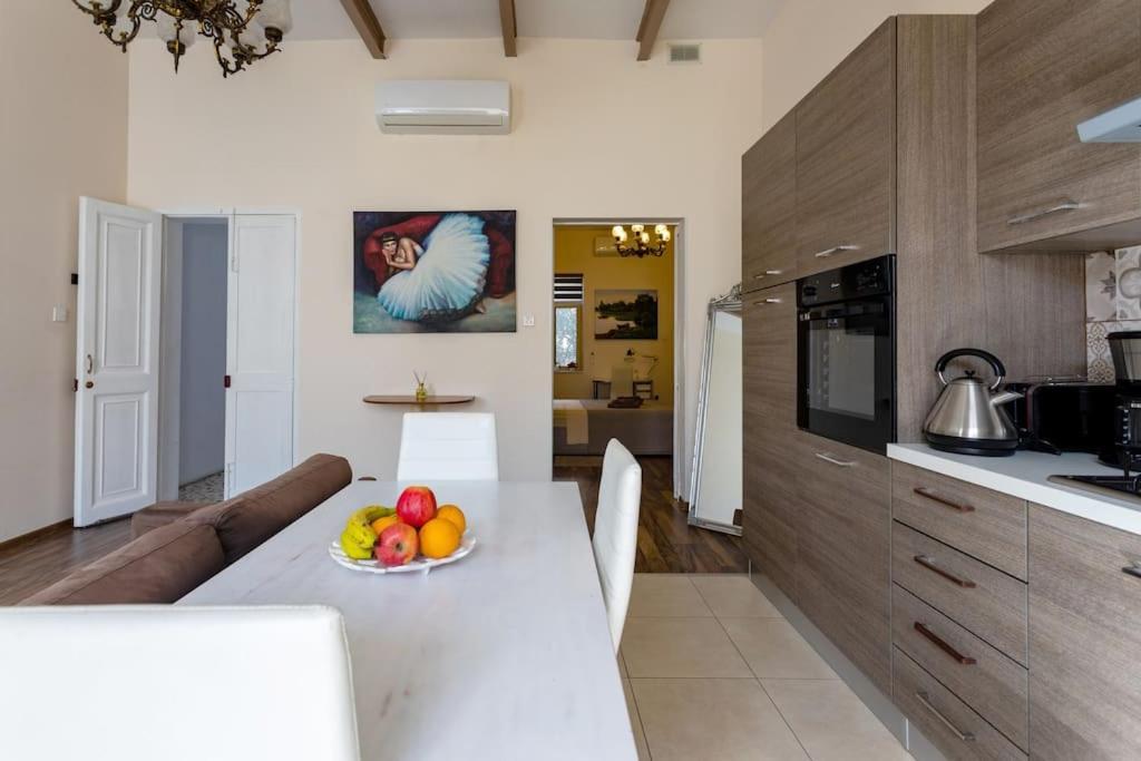 Modern Stylish Flat Near Valletta And Sliema! Appartement Msida